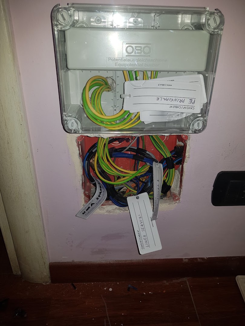 Elettricista Led Impianti di Ronzino Nicola — Foto 11