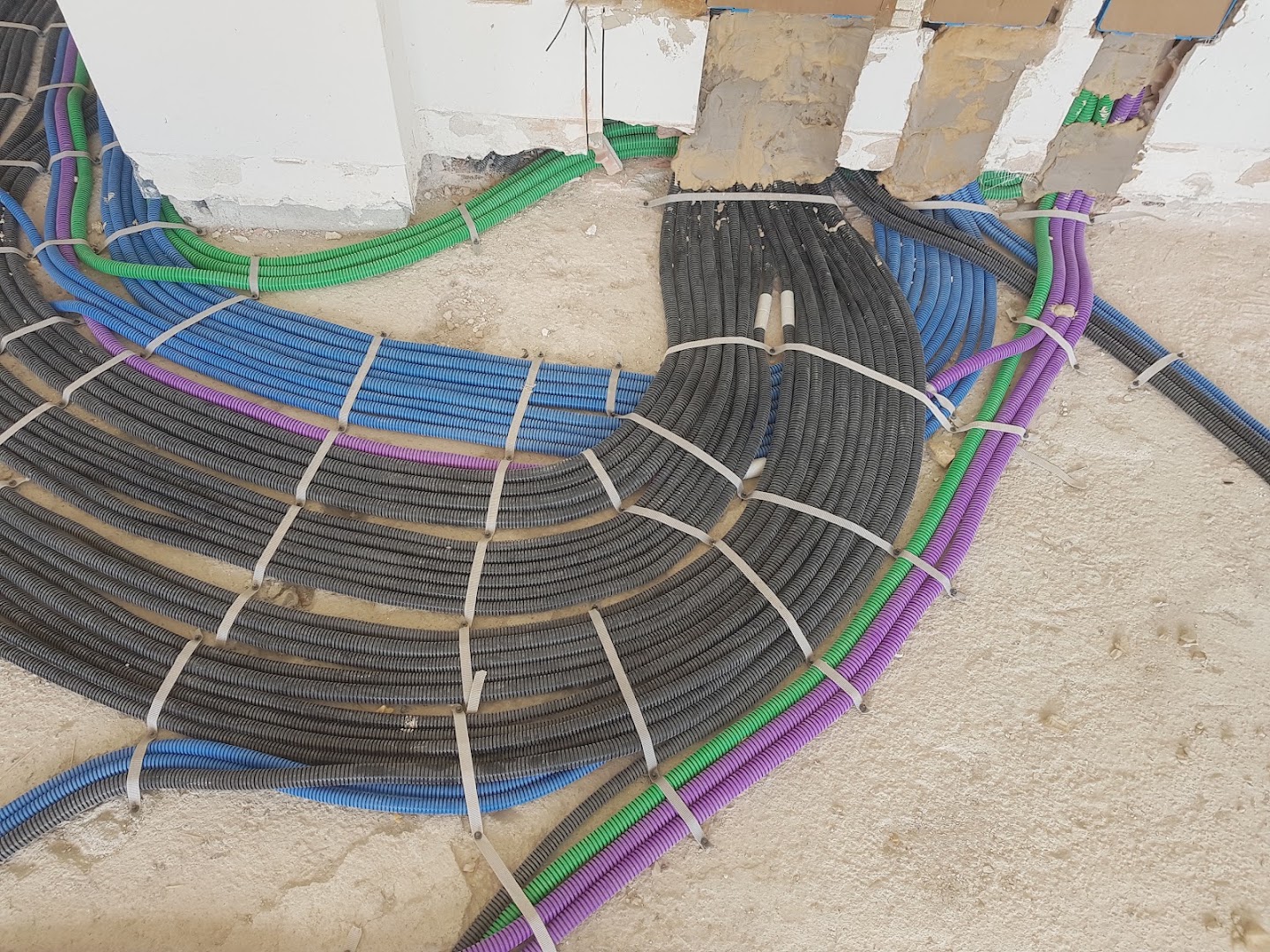 Elettricista Led Impianti di Ronzino Nicola — Foto 5