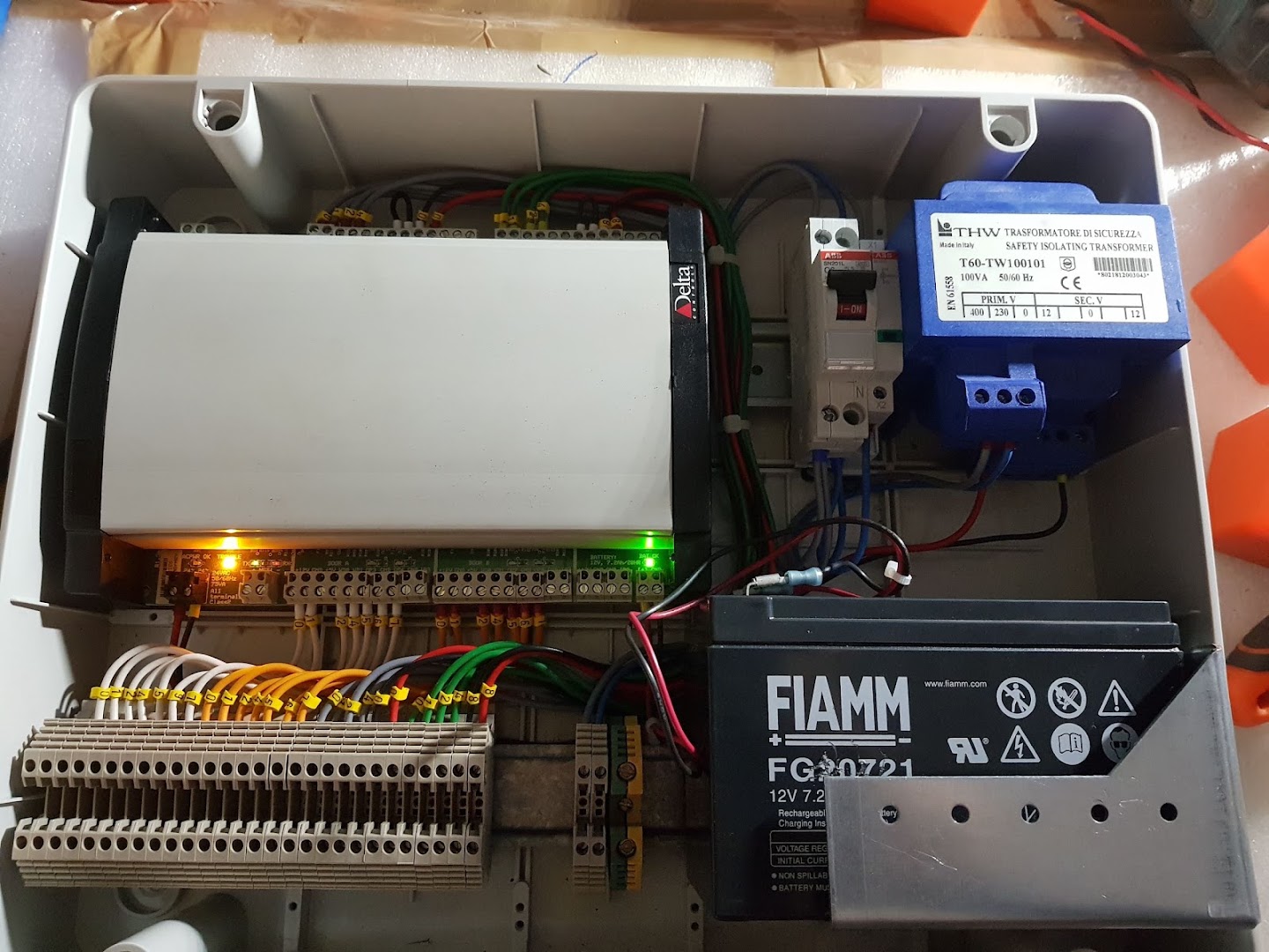 Elettricista Led Impianti di Ronzino Nicola — Foto 13
