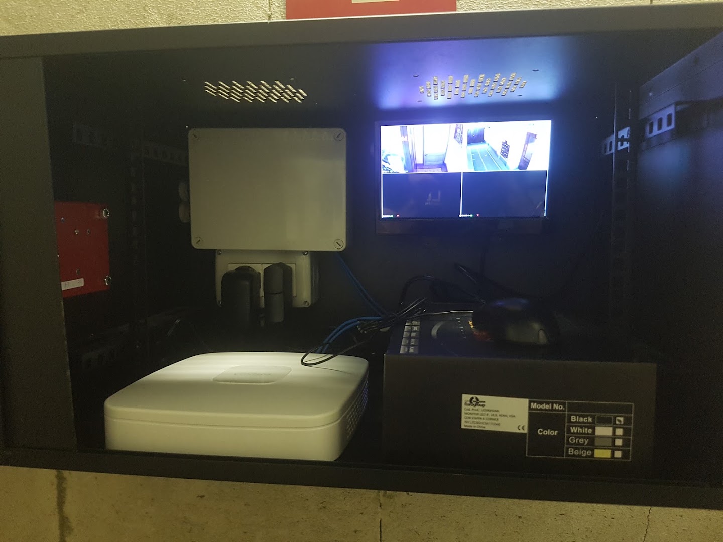 Elettricista Led Impianti di Ronzino Nicola — Foto 12